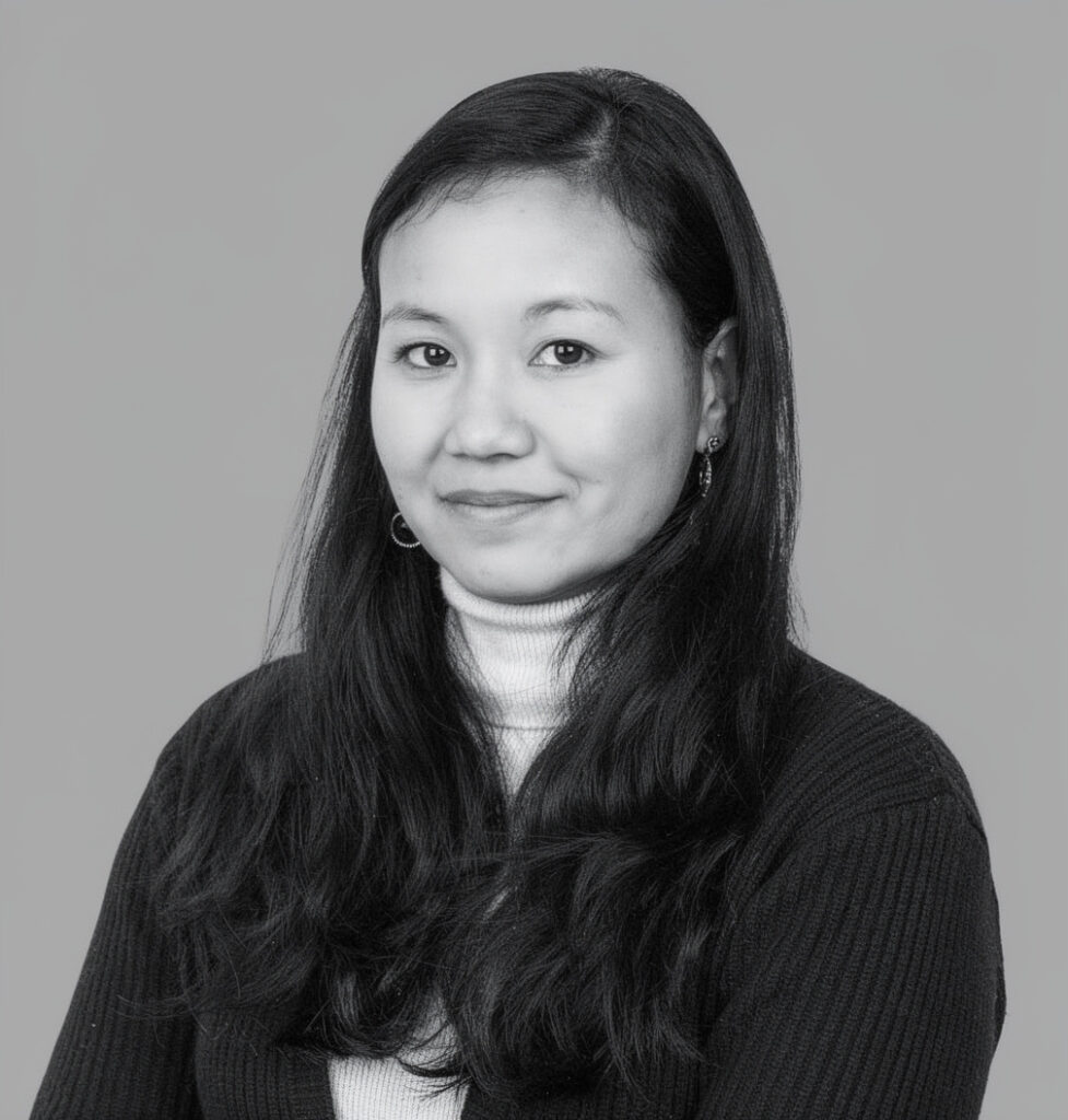 Julie HENG